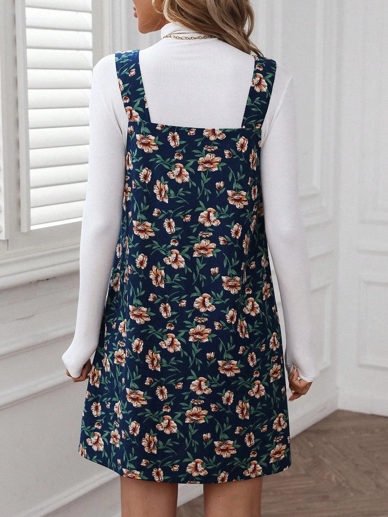 2024 Autumn Winter New Arrival Women Small Floral Print Woven Pinafore Dress, Navy Blue