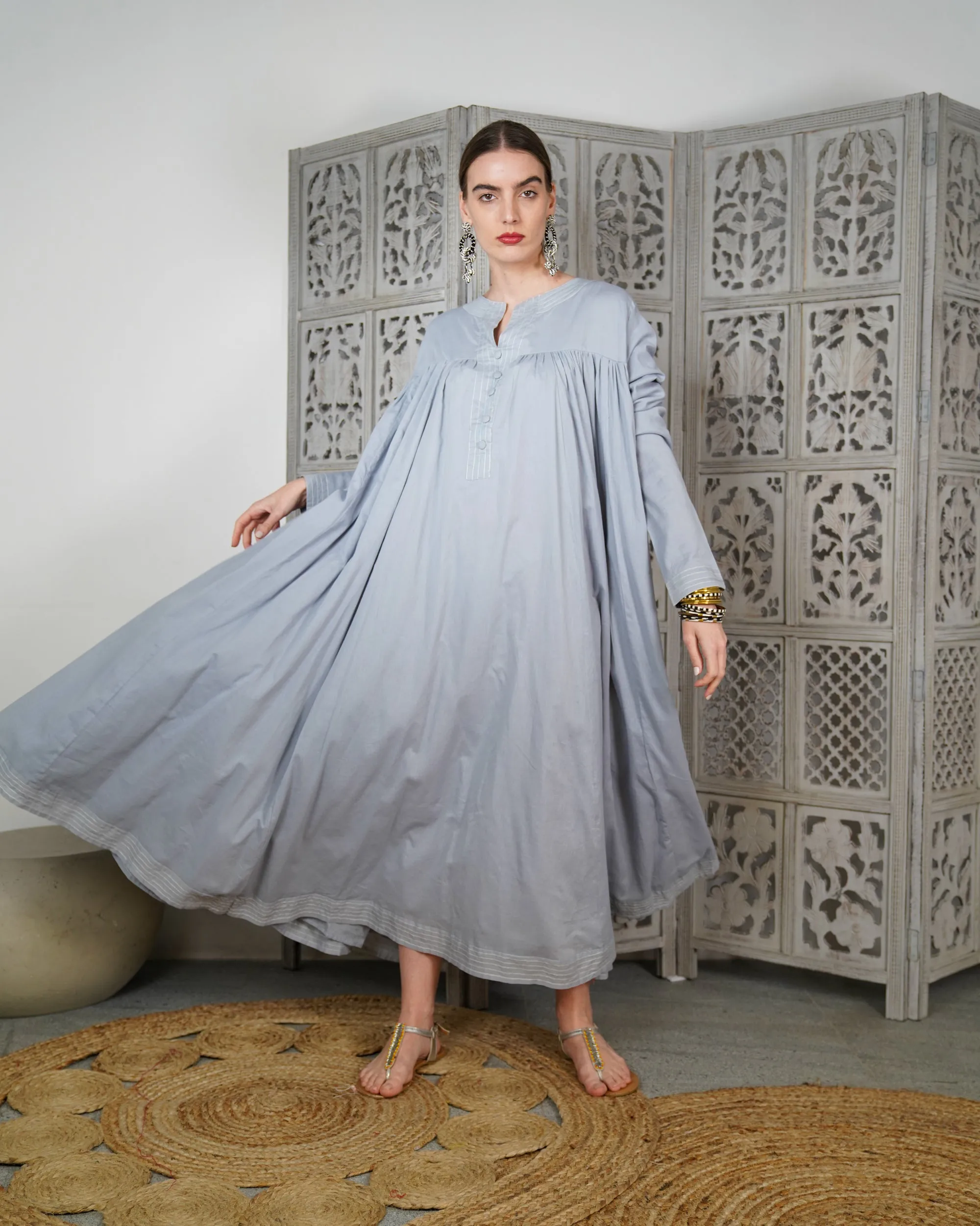 Embroidered V-Shape collar design with buttons, Klosh design with long sleeves cotton kaftan 2615 - قفطان