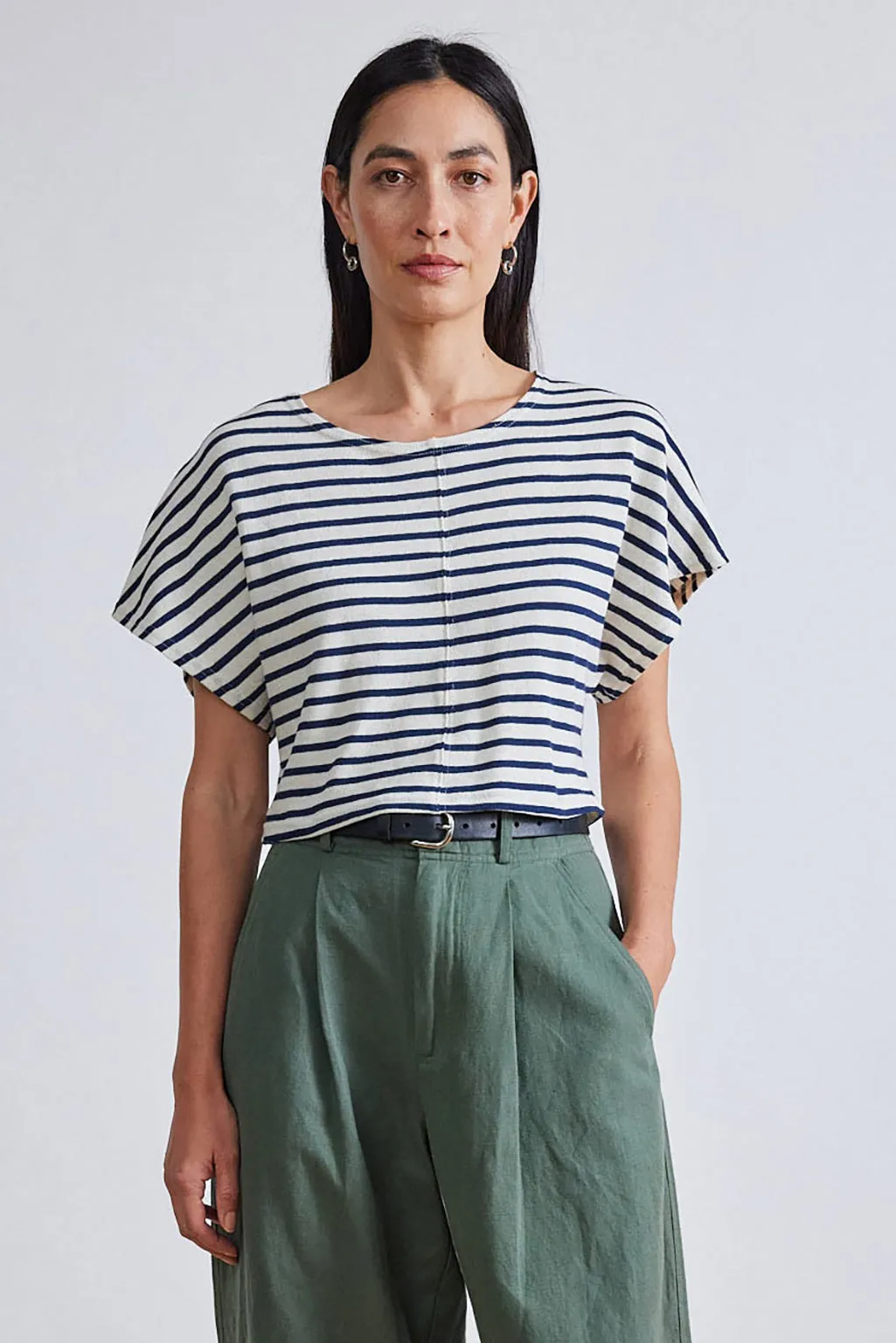 LULU CROPPED TEE