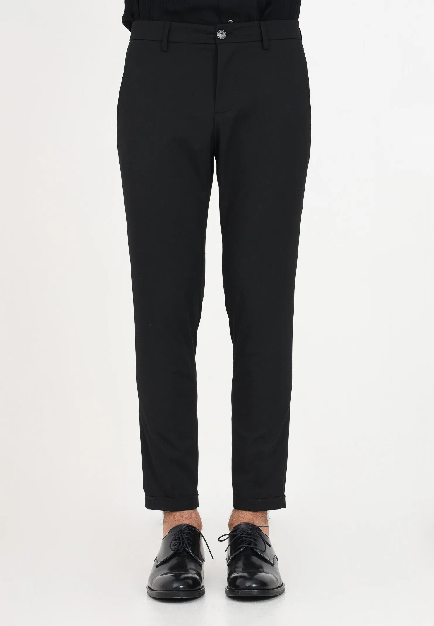 Nero vini Slim-fit ankle-grazer pants